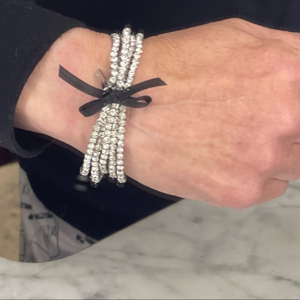 NWOT*WHITE HOUSE BLACK MARKET 5 Clr Rhinestone Stretch Bracelets Hematite Finish - Picture 7 of 8